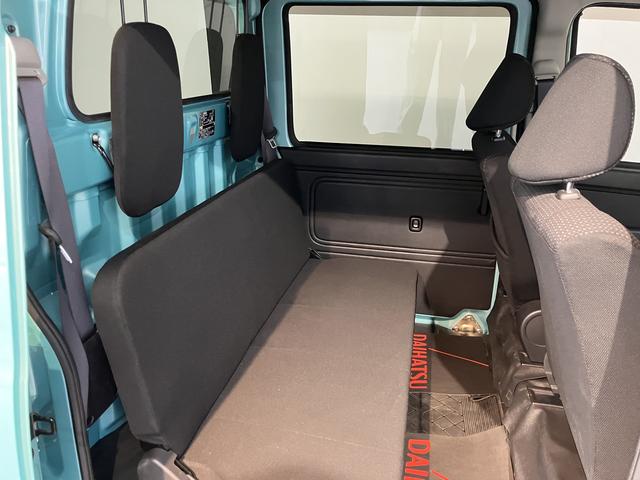 ハイゼットカーゴデッキバンＧ　ＳＡIII２ＷＤ　ＭＴ車　ナビ　バックカメラ　地上デジタルＴＶ　ＣＤ　ＤＶＤ　Ｂｌｕｅｔｏｏｔｈ　キーレスエントリー　ＳＡＩＩＩ　オートライト　アイドリングストップ　ＬＥＤヘッドライト　エアバッグ（愛媛県）の中古車