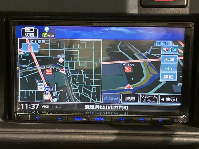 ハイゼットカーゴデッキバンＧ　ＳＡIII２ＷＤ　ＭＴ車　ナビ　バックカメラ　地上デジタルＴＶ　ＣＤ　ＤＶＤ　Ｂｌｕｅｔｏｏｔｈ　キーレスエントリー　ＳＡＩＩＩ　オートライト　アイドリングストップ　ＬＥＤヘッドライト　エアバッグ（愛媛県）の中古車