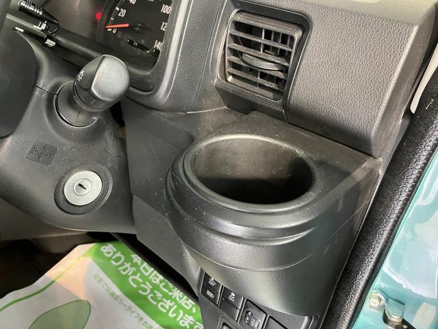 ハイゼットカーゴデッキバンＧ　ＳＡIII２ＷＤ　ＭＴ車　ナビ　バックカメラ　地上デジタルＴＶ　ＣＤ　ＤＶＤ　Ｂｌｕｅｔｏｏｔｈ　キーレスエントリー　ＳＡＩＩＩ　オートライト　アイドリングストップ　ＬＥＤヘッドライト　エアバッグ（愛媛県）の中古車