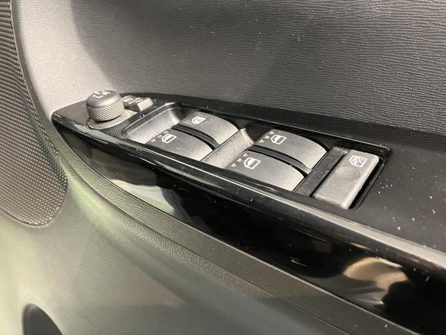 タントカスタムＸ純正ナビ　地上デジタルＴＶ　ＥＴＣ　プッシュスタート　左側電動スライドドア　運転席シートーヒーター　ＬＥＤヘッドライト　オートライト　アイドリングストップ　純正アルミホイール（愛媛県）の中古車