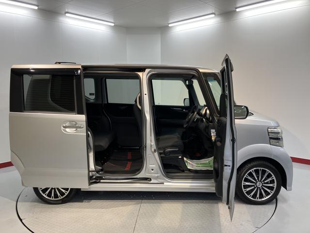 Ｎ−ＢＯＸカスタムＧ　ターボＳＳパッケージ両側電動スライドドア　純正ナビ　バックカメラ　ＥＴＣ車載器　プッシュスタート　オートエアコン　オートライト　ディスチャージヘッドライト　フォグランプ　クルーズコントロール　アイドリングストップ（愛媛県）の中古車