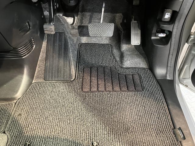 Ｎ−ＢＯＸカスタムＧ　ターボＳＳパッケージ両側電動スライドドア　純正ナビ　バックカメラ　ＥＴＣ車載器　プッシュスタート　オートエアコン　オートライト　ディスチャージヘッドライト　フォグランプ　クルーズコントロール　アイドリングストップ（愛媛県）の中古車