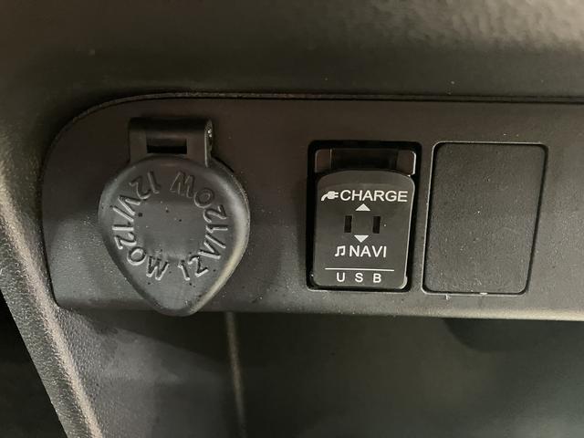 ムーヴキャンバスＧブラックインテリアリミテッド　ＳＡIII２ＷＤ　プッシュスタート　両側電動スライドドア　オートライト　オートマチックハイビーム　アイドリングストップ　ＬＥＤヘッドライト　フロントフォグランプ　ベンチシート　純正ナビ　ＣＤ　ＤＶＤ　ＵＳＢ（愛媛県）の中古車