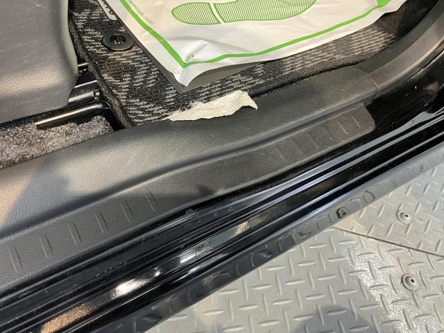 タントカスタムＸ２ＷＤ　片側電動スライドドア　アイドリングストップ　ＨＩＤヘッドライト　社外ナビ　ＣＤ　ＤＶＤ　Ｂｌｕｅｔｏｏｔｈ　ワンセグＴＶ　社外ＥＴＣ車載器　純正アルミホイール（愛媛県）の中古車