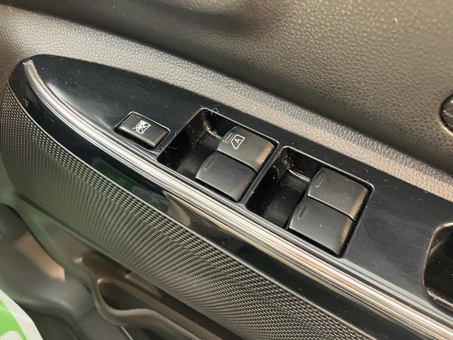 デイズルークスハイウェイスター　Ｇターボ２ＷＤ　　プッシュスタート　ベンチシート　アイドリングストップ両側電動スライドドア　オートライト　オートマチックハイビーム　ＬＥＤヘッドライト　フロントフォグランプ　社外ナビ　ＣＤ　ＤＶＤ　ＵＳＢ（愛媛県）の中古車