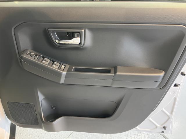 タフトＧ　クロムベンチャー前席シートヒーター　クルーズコントロール　オートライト　ＬＥＤヘッドライト　プッシュスタート　アイドリングストップ　電動パーキング　サンルーフ　バックカメラ装着車（愛媛県）の中古車