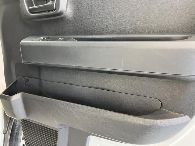 ハイゼットカーゴＤＸスマートアシスト　２ＷＤ　ＣＶＴ　ラジオ　キーレスエントリー　両側スライドドア　アイドリングストップ　エアコン　パワステ　障害物センサー　オートライト（愛媛県）の中古車