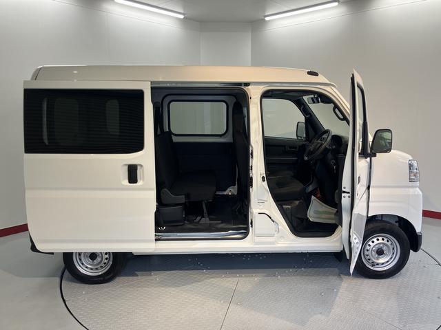 ハイゼットカーゴＤＸスマートアシスト　２ＷＤ　ＣＶＴ　ラジオ　キーレスエントリー　両側スライドドア　アイドリングストップ　エアコン　パワステ　障害物センサー　オートライト（愛媛県）の中古車