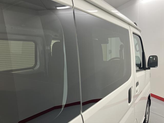 ハイゼットカーゴＤＸスマートアシスト　２ＷＤ　ＣＶＴ　ラジオ　キーレスエントリー　両側スライドドア　アイドリングストップ　エアコン　パワステ　障害物センサー　オートライト（愛媛県）の中古車