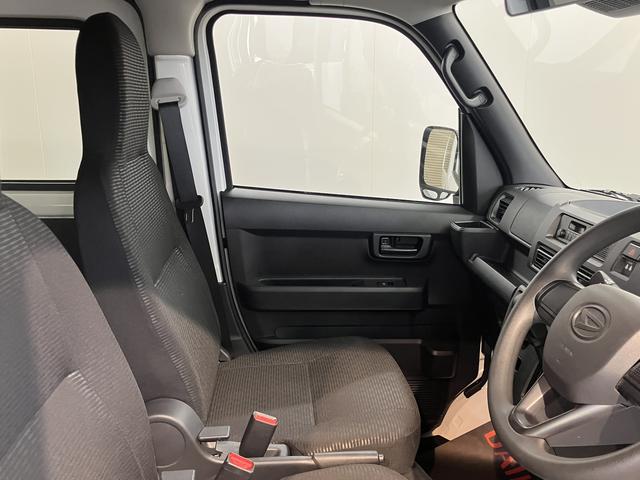 ハイゼットカーゴＤＸスマートアシスト　２ＷＤ　ＣＶＴ　ラジオ　キーレスエントリー　両側スライドドア　アイドリングストップ　エアコン　パワステ　障害物センサー　オートライト（愛媛県）の中古車