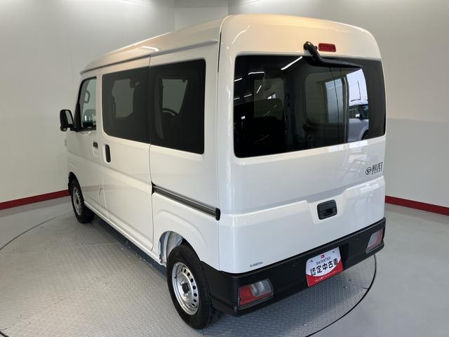 ハイゼットカーゴＤＸスマートアシスト　４ＷＤ　ＣＶＴ　ラジオ　キーレスエントリー　両側スライドドア　アイドリングストップ　エアコン　パワステ　障害物センサー　オートライト（愛媛県）の中古車