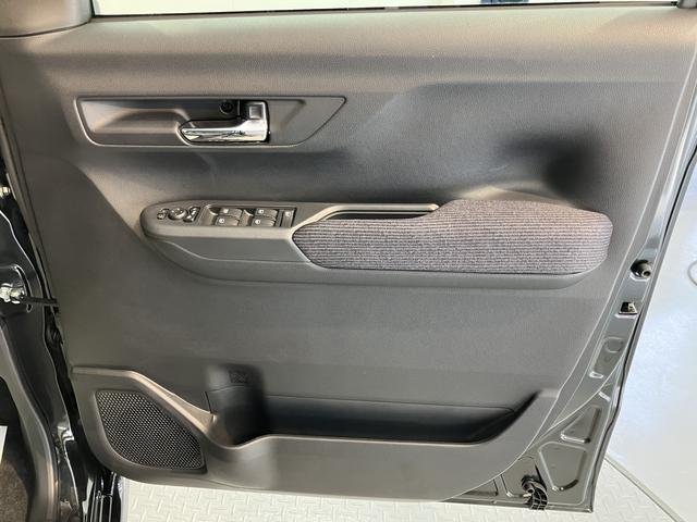 ムーヴＲＳ両側電動スライドドア　クルーズコントロール　オートライト　ＬＥＤヘッドライト　障害物センサー　電動パーキング　プッシュスタート　アイドリングストップ　キーフリーシステム　電動格納ドアミラー（愛媛県）の中古車