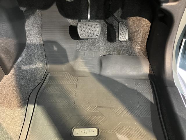 タフトＧ純正ナビ　バックモニター　フルセグＴＶ　ＣＤ　ＤＶＤ　ＵＳＢ　Ｂｌｕｅｔｏｏｔｈ　ＥＴＣ　ドラレコ　前席シートヒーター　オートライト　ＬＥＤヘッドライト　障害物センサー　電動パーキング　キーフリー（愛媛県）の中古車