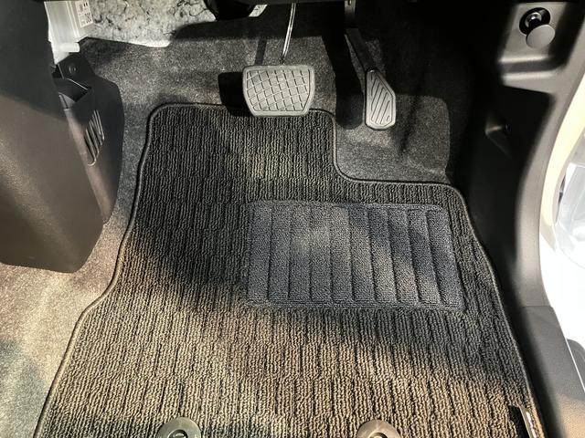 ムーヴＲＳ両側電動スライドドア　クルーズコントロール　オートライト　ＬＥＤヘッドライト　電動パーキング　障害物センサー　プッシュスタート　アイドリングストップ　電動格納ドアミラー　パノラマカメラ装着車（愛媛県）の中古車