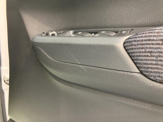 ムーヴＲＳ両側電動スライドドア　クルーズコントロール　オートライト　ＬＥＤヘッドライト　電動パーキング　障害物センサー　プッシュスタート　アイドリングストップ　電動格納ドアミラー　パノラマカメラ装着車（愛媛県）の中古車