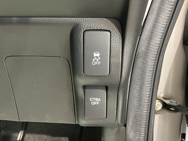 N−BOXカスタムG・Aパッケージ社外ナビ フルセグTV CD Bluetooth ETC 左側電動スライドドア オートライト ディスチャージヘッドライト ベンチシート プッシュスタート 電動格納ドアミラー キーフリーシステム(愛媛県)の中古車