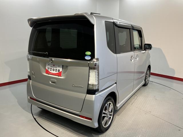 N−BOXカスタムG・Aパッケージ社外ナビ フルセグTV CD Bluetooth ETC 左側電動スライドドア オートライト ディスチャージヘッドライト ベンチシート プッシュスタート 電動格納ドアミラー キーフリーシステム(愛媛県)の中古車