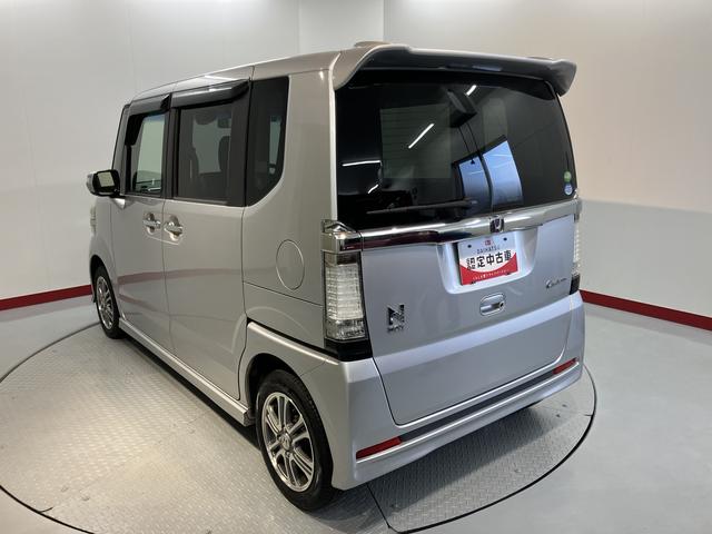 N−BOXカスタムG・Aパッケージ社外ナビ フルセグTV CD Bluetooth ETC 左側電動スライドドア オートライト ディスチャージヘッドライト ベンチシート プッシュスタート 電動格納ドアミラー キーフリーシステム(愛媛県)の中古車