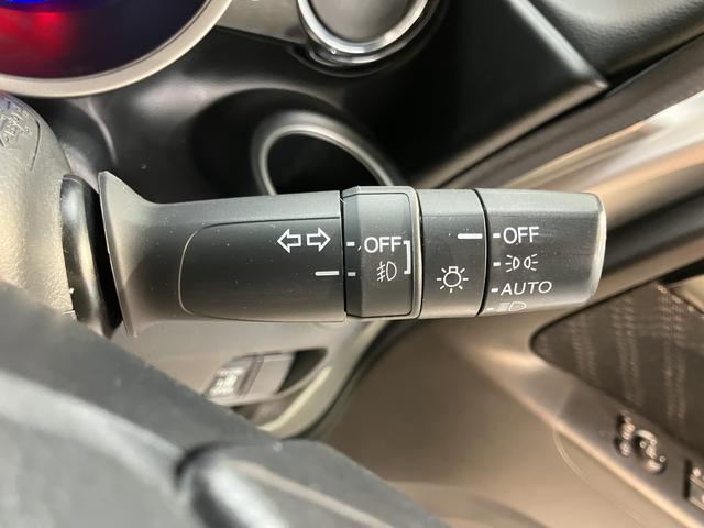 N−BOXカスタムG・Aパッケージ社外ナビ フルセグTV CD Bluetooth ETC 左側電動スライドドア オートライト ディスチャージヘッドライト ベンチシート プッシュスタート 電動格納ドアミラー キーフリーシステム(愛媛県)の中古車