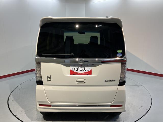 N−BOXカスタムG・ターボLパッケージCD USB ETC 両側電動スライドドア クルーズコントロール オートライト ディスチャージヘッドライト ベンチシート プッシュスタート アイドリングストップ 電動格納ドアミラー キーフリーシステム(愛媛県)の中古車