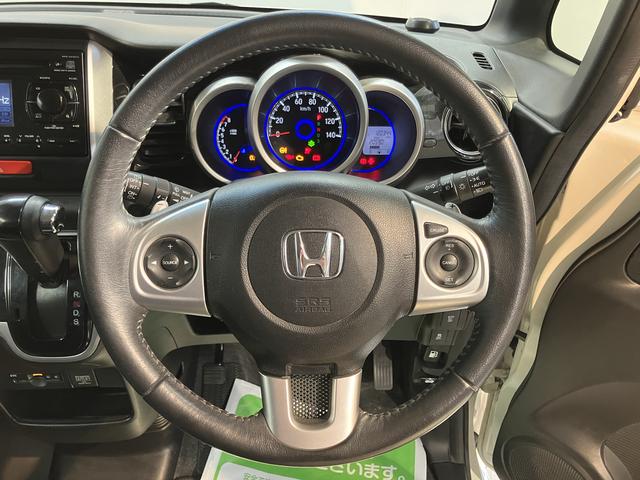 N−BOXカスタムG・ターボLパッケージCD USB ETC 両側電動スライドドア クルーズコントロール オートライト ディスチャージヘッドライト ベンチシート プッシュスタート アイドリングストップ 電動格納ドアミラー キーフリーシステム(愛媛県)の中古車