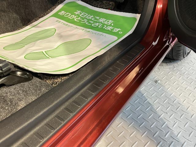 ミラトコットＧ　ＳＡIII前席シートヒーター　オートライト　ＬＥＤヘッドライト　プッシュスタート　アイドリングストップ　障害物センサー　電動格納ドアミラー　キーフリーシステム　パノラマカメラ装着車（愛媛県）の中古車