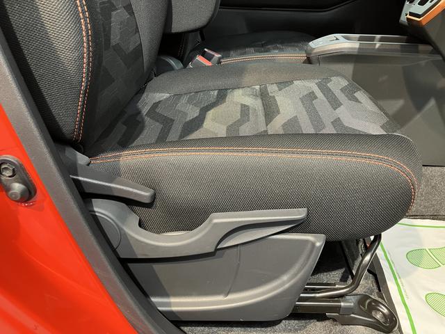 タフトＧ電動パーキング・ホールド機能付き　バックカメラ　プッシュスタート　オートエアコン　オートライト　ＬＥＤヘッドライト　フォグランプ　左右シートヒーター　ＥＴＣ車載器　アルミホイール　スマートアシスト（愛媛県）の中古車