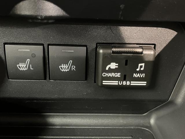 ロッキーＧ２ＷＤ　オートライト　プッシュスタート　運転席・助手席シートヒーター　ＬＥＤヘッドライト　アイドリングストップ　フロントフォグランプ　アダプティブクルーズコントロール　純正ナ　ＣＤ　ＤＶＤ　ＵＳＢ（愛媛県）の中古車