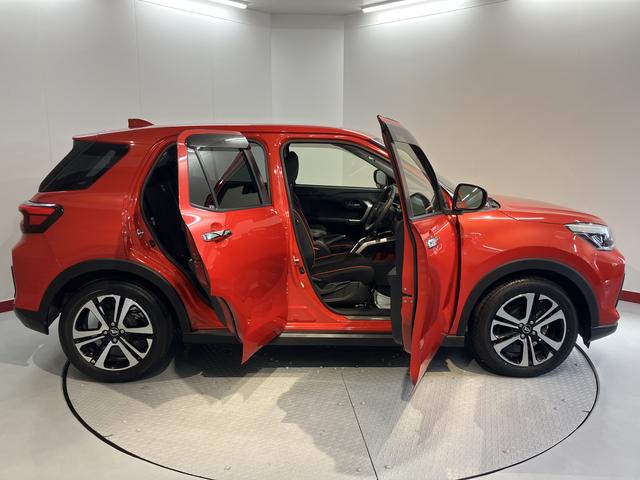 ロッキーＧ２ＷＤ　オートライト　プッシュスタート　運転席・助手席シートヒーター　ＬＥＤヘッドライト　アイドリングストップ　フロントフォグランプ　アダプティブクルーズコントロール　純正ナ　ＣＤ　ＤＶＤ　ＵＳＢ（愛媛県）の中古車