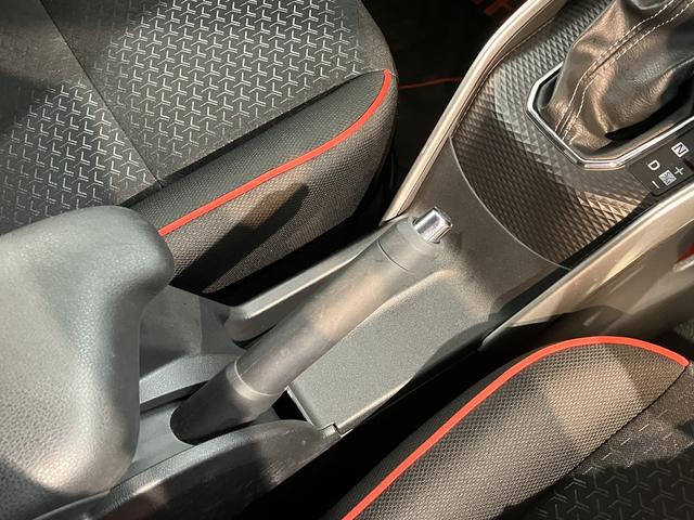 ロッキーＧ２ＷＤ　オートライト　プッシュスタート　運転席・助手席シートヒーター　ＬＥＤヘッドライト　アイドリングストップ　フロントフォグランプ　アダプティブクルーズコントロール　純正ナ　ＣＤ　ＤＶＤ　ＵＳＢ（愛媛県）の中古車