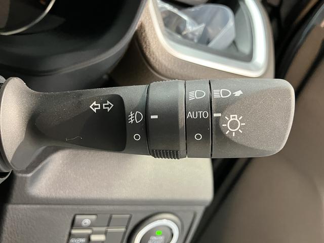 ムーヴＧ２ＷＤ　プッシュスタート　片側電動スライドドア　コーナーセンサー　アイドリングストップ　オートライト　オートマチックハイビーム　ＬＥＤヘッドライト　フロントフォグランプ　電動パーキングブレーキ（愛媛県）の中古車