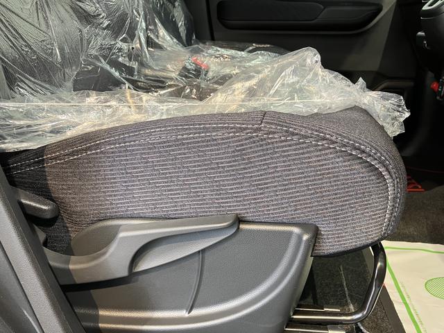 ムーヴＧ２ＷＤ　オーディオレス　バックカメラ　ベンチシート　プッシュスタート　片側電動スライドドア　コーナーセンサー　アイドリングストップ車　オートライト　オートマチックハイビーム　ＬＥＤヘッドライト（愛媛県）の中古車