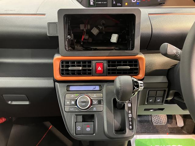 タントファンクロスターボ2WD 両側電動スライドドア ベンチシート コーナーセンサー アイドリングストップ車 オートライト オートマチックハイビーム LEDヘッドライト フロントフォグランプ 電動パーキングブレーキ(愛媛県)の中古車