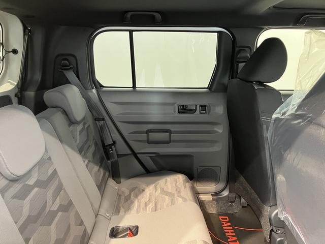 タフトＧ　クロムベンチャー２ＷＤ　オートライト　ＬＥＤヘッドライト　フロントフォグランプ　運転席・助手席シートヒーター　アイドリングストップ車　電動パーキングブレーキ　オートブレーキホールド　オーディオレス　パノラマモニター（愛媛県）の中古車