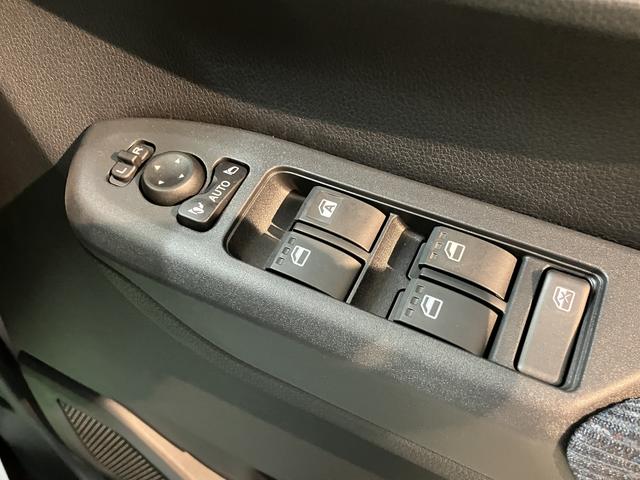 ムーヴＲＳ２ＷＤ　ベンチシート　両側電動スライドドア　コーナーセンサー　アイドリングストップ車　オートライト　オートマチックハイビーム　ＬＥＤヘッドライト　フロントフォグランプ　電動パーキングブレーキ（愛媛県）の中古車