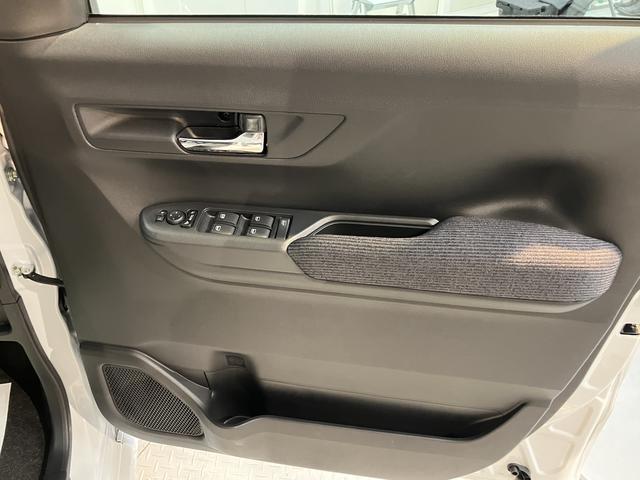 ムーヴＲＳ２ＷＤ　ベンチシート　両側電動スライドドア　コーナーセンサー　アイドリングストップ車　オートライト　オートマチックハイビーム　ＬＥＤヘッドライト　フロントフォグランプ　電動パーキングブレーキ（愛媛県）の中古車