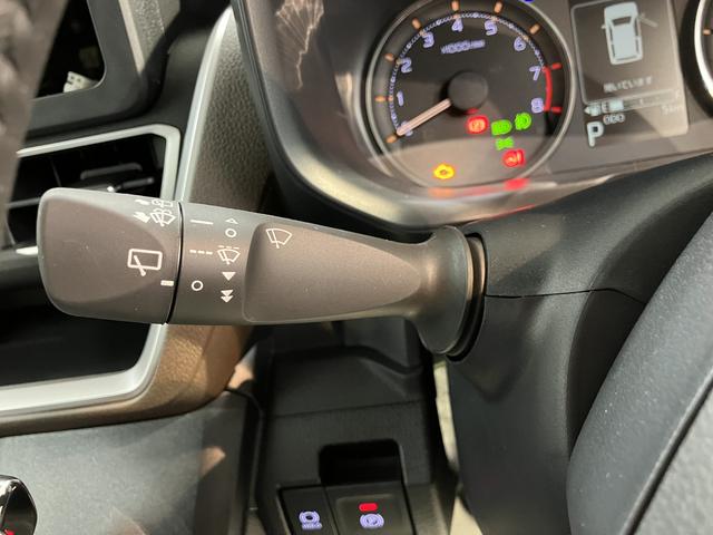 ムーヴＲＳ２ＷＤ　ベンチシート　両側電動スライドドア　コーナーセンサー　アイドリングストップ車　オートライト　オートマチックハイビーム　ＬＥＤヘッドライト　フロントフォグランプ　電動パーキングブレーキ（愛媛県）の中古車