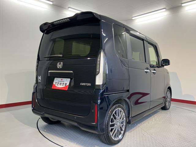 N−BOXカスタムターボベンチシート アイドリングストップ車 両側電動スライドドア オートライト LEDヘッドライト 電動パーキングブレーキ 純正ナビ CD DVD Bluetooth USB フルセグTV バックカメラ(愛媛県)の中古車