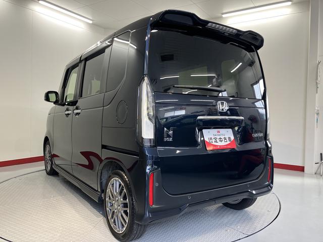 N−BOXカスタムターボベンチシート アイドリングストップ車 両側電動スライドドア オートライト LEDヘッドライト 電動パーキングブレーキ 純正ナビ CD DVD Bluetooth USB フルセグTV バックカメラ(愛媛県)の中古車