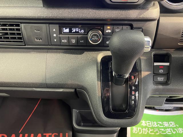 N−BOXカスタムターボベンチシート アイドリングストップ車 両側電動スライドドア オートライト LEDヘッドライト 電動パーキングブレーキ 純正ナビ CD DVD Bluetooth USB フルセグTV バックカメラ(愛媛県)の中古車