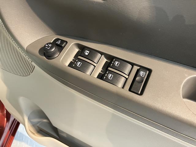 タントＧ　ＳＡ２ＷＤ　プッシュスタート　両側電動スライドドア　アイドリングストップ車　オートライト　ハロゲンヘッドライト　盗難防止装置　純正ナビ　ＣＤ　ＤＶＤ　ＳＤ　　Ｂｌｕｅｔｏｏｔｈ　ＵＳＢ　バックカメラ（愛媛県）の中古車