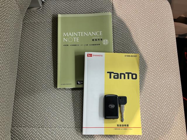 タントＧ　ＳＡ２ＷＤ　プッシュスタート　両側電動スライドドア　アイドリングストップ車　オートライト　ハロゲンヘッドライト　盗難防止装置　純正ナビ　ＣＤ　ＤＶＤ　ＳＤ　　Ｂｌｕｅｔｏｏｔｈ　ＵＳＢ　バックカメラ（愛媛県）の中古車