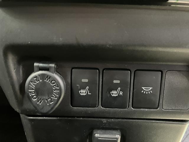 ルーミーカスタムG−T2WD 両側電動スライドドア オートライト 運転席・助手席シートヒーター クルーズコントロール LEDヘッドライト オートマチックハイビーム アイドリングストップ車 フロントフォグランプ 純正ナビ(愛媛県)の中古車