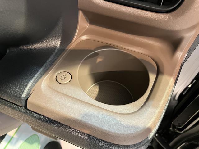 ムーヴキャンバスセオリーＧ２ＷＤ　プッシュスタート　ベンチシート　両側電動スライドドア　オートライト　ＬＥＤヘッドライト　フロントフォグランプ　アイドリングストップ車　運転席・助手席シートヒーター　電動パーキングブレーキ（愛媛県）の中古車