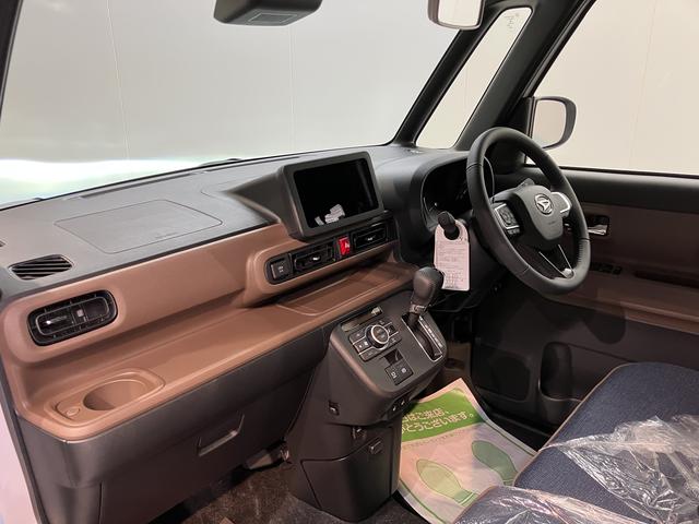 ムーヴキャンバスセオリーＧ２ＷＤ　ベンチシート　両側電動スライドドア　オートライト　ＬＥＤヘッドライトフロントフォグランプ　アイドリングストップ車　運転席・助手席シートヒーター　電動パーキングブレーキ　パノラマモニター（愛媛県）の中古車