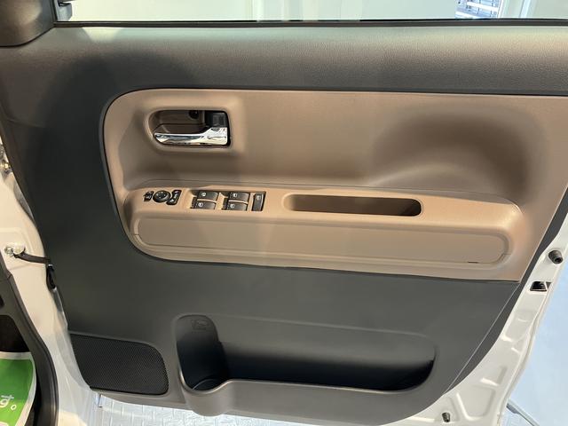 ムーヴキャンバスセオリーＧ２ＷＤ　ベンチシート　両側電動スライドドア　オートライト　ＬＥＤヘッドライトフロントフォグランプ　アイドリングストップ車　運転席・助手席シートヒーター　電動パーキングブレーキ　パノラマモニター（愛媛県）の中古車