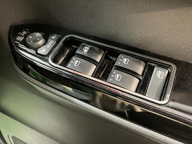 タントカスタムＸスタイルセレクション２ＷＤ　ベンチシート　両側電動スライドドア　アイドリングストップ車　オートライト　ＬＥＤヘッドライト　フロントフォグランプ　運転席・助手席シートヒーター　プッシュスタート　純正ナビ　ＣＤ　ＤＶＤ（愛媛県）の中古車