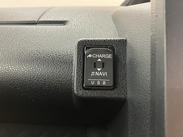 タントカスタムＸスタイルセレクション２ＷＤ　ベンチシート　両側電動スライドドア　アイドリングストップ車　オートライト　ＬＥＤヘッドライト　フロントフォグランプ　運転席・助手席シートヒーター　プッシュスタート　純正ナビ　ＣＤ　ＤＶＤ（愛媛県）の中古車