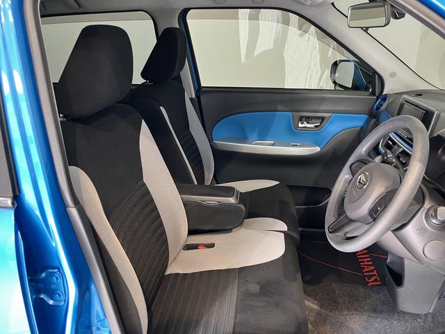 キャストアクティバＸ　ＳＡIIナビ　ワンセグＴＶ　プッシュスタート　アイドリングストップ　ＳＡＩＩ　オートライト　キーフリーシステム　ドライブレコーダー　オートエアコン　電動格納ミラー　ＡＢＳ（愛媛県）の中古車