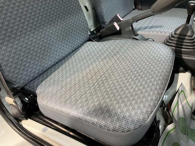 ハイゼットトラック農用スペシャル４ＷＤ　ＭＴ車　マニュアルエアコン　ラジオ　荷台作業灯（愛媛県）の中古車